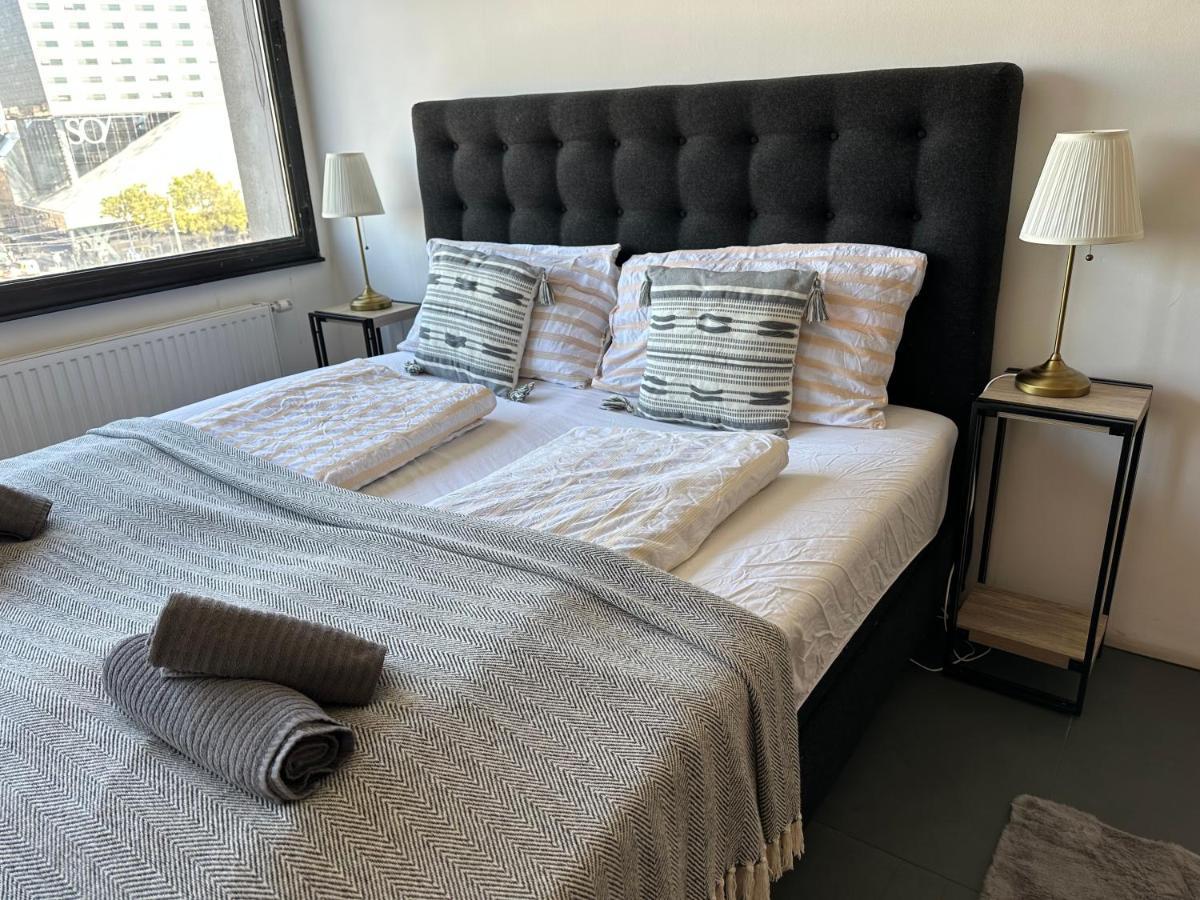 Apartment Am Schwedenplatz Вена Экстерьер фото