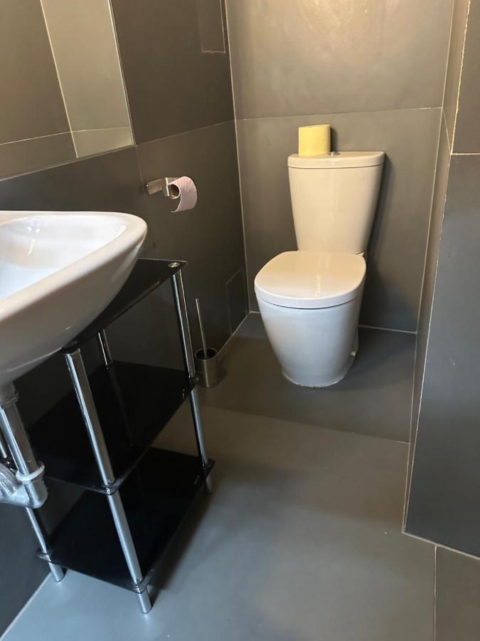 Apartment Am Schwedenplatz Вена Экстерьер фото